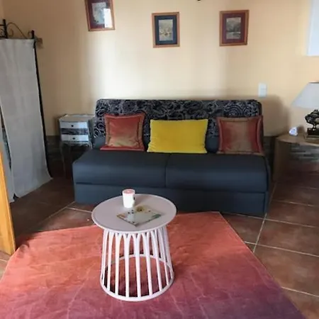 Apartment De 39 M2 *